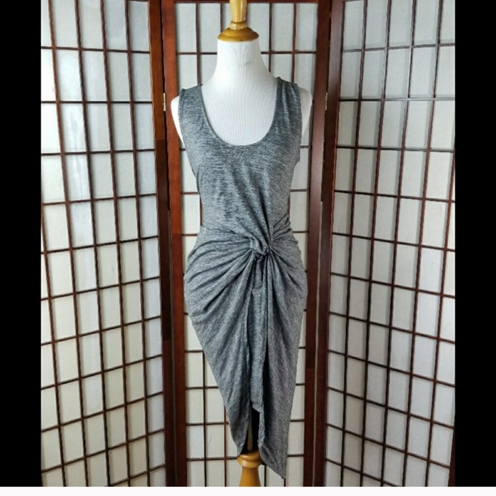 THE VANITY ROOM Gray Sleeveless Knot Dress